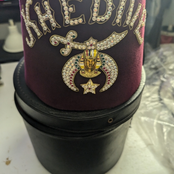Masonic Shriner Hat - Picture 3 of 8